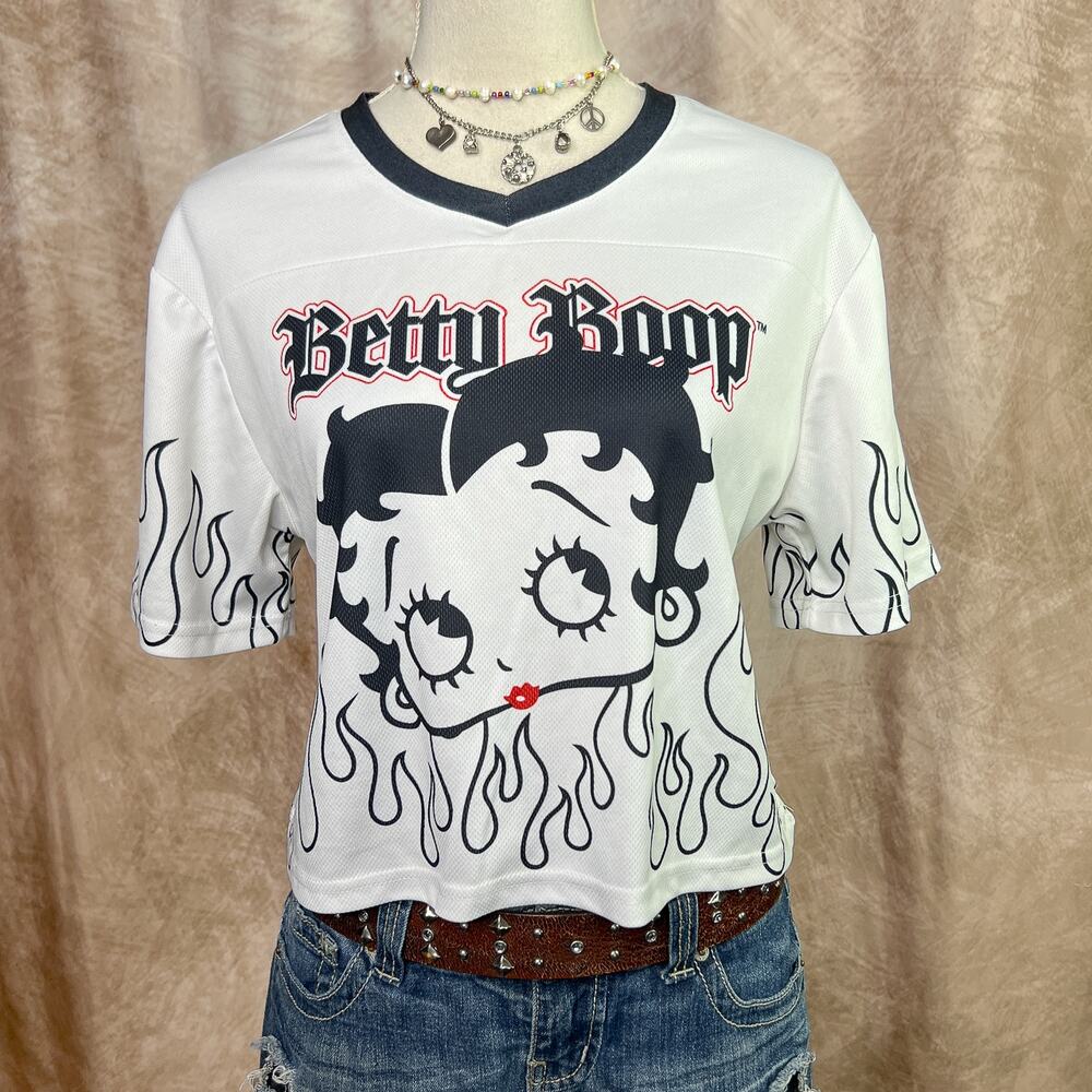Betty Boop Jersey Cropped Mesh Flame Ringer V Neck White Streetwear Sporty Indie